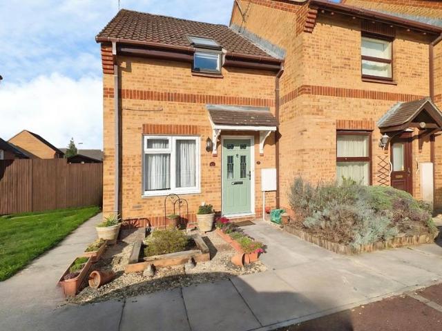 2 bedroom end of terrace house for sale