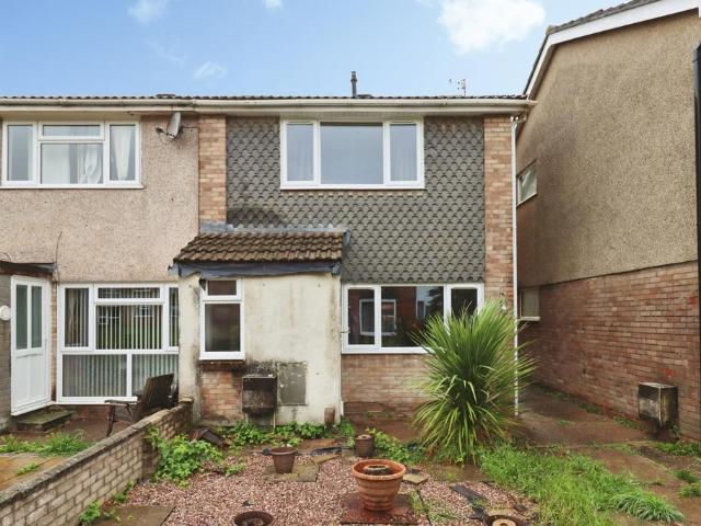 2 bedroom end of terrace house for sale