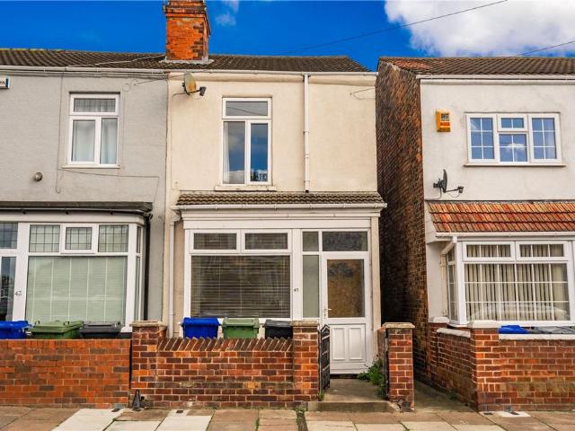 2 bedroom end of terrace house for sale