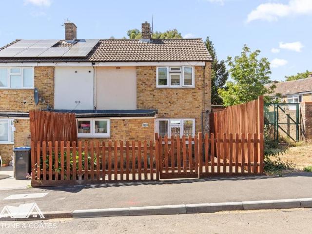2 bedroom end of terrace house for sale