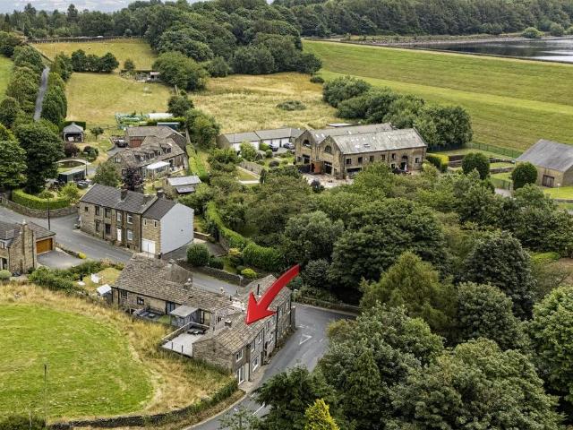 2 bedroom end of terrace house for sale