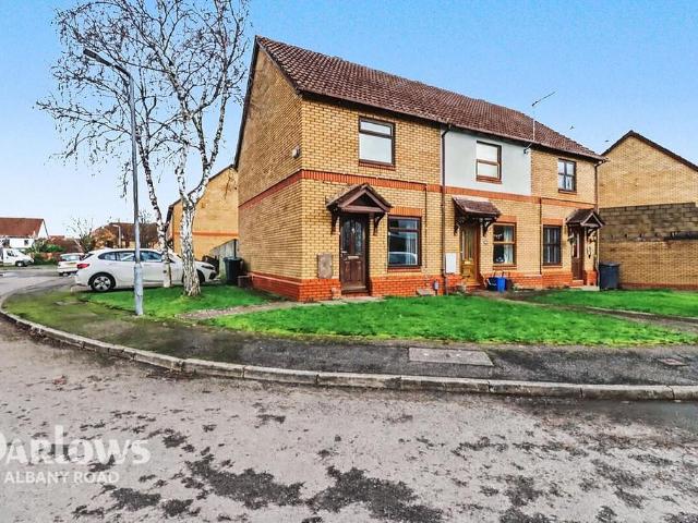 2 bedroom end of terrace house for sale