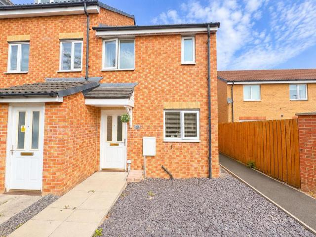 2 bedroom end of terrace house for sale