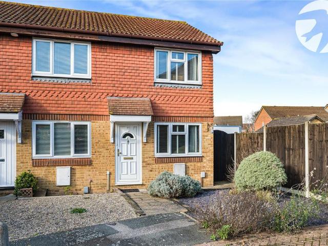 2 bedroom end of terrace house for sale