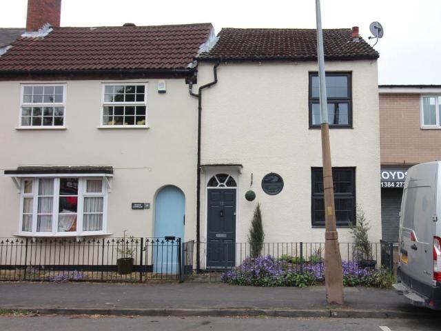 2 bedroom end of terrace house for sale