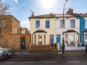Wendell Park, London, Greater London - Garden
