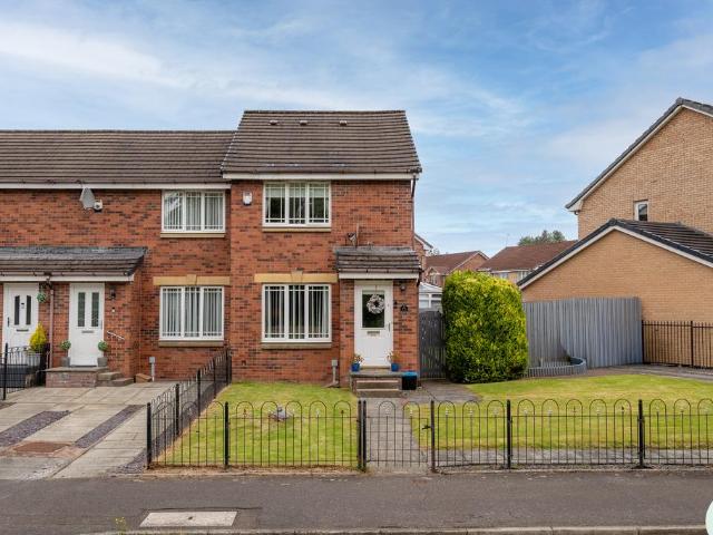 2 bedroom end of terrace house for sale