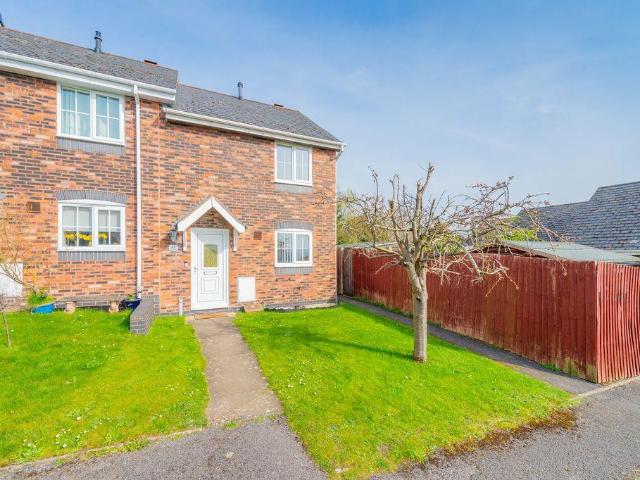 2 bedroom end of terrace house for sale