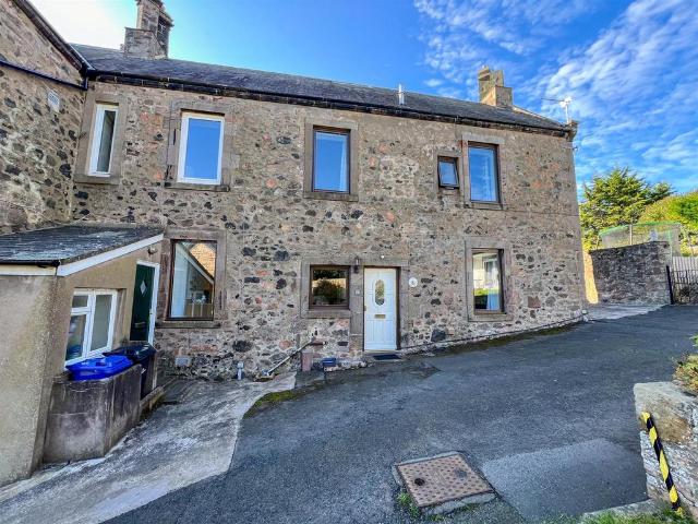 2 bedroom end of terrace house for sale
