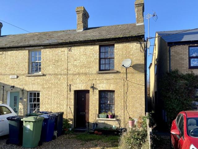 2 bedroom end of terrace house for sale