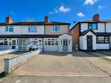 2 bedroom end of terrace house for sale