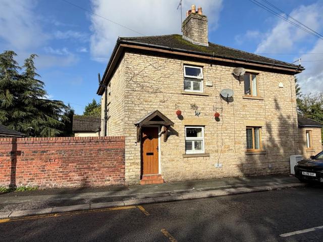2 bedroom end of terrace house for sale