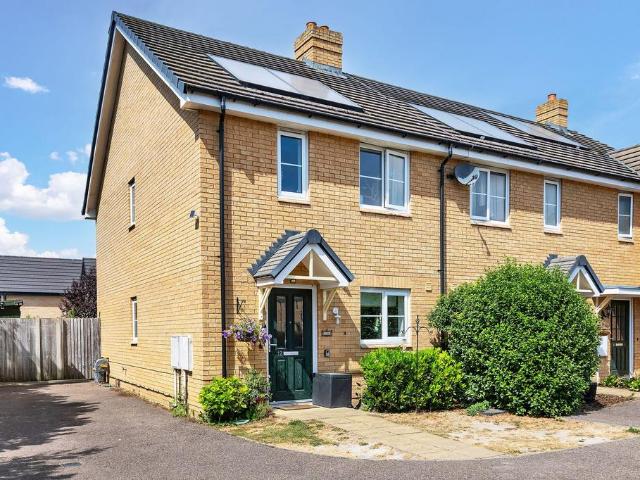 2 bedroom end of terrace house for sale