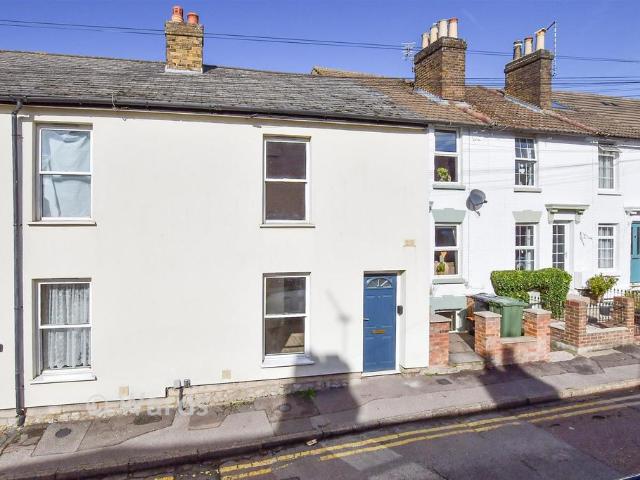 2 bedroom end of terrace house for sale