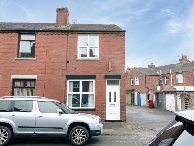 2 bedroom end of terrace house for sale