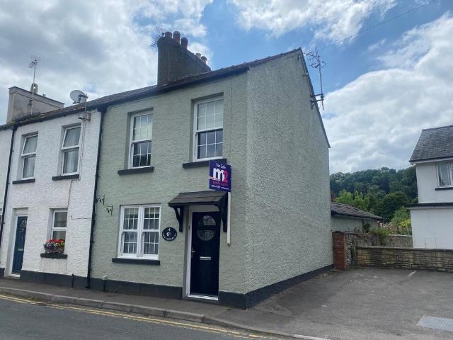 2 bedroom end of terrace house for sale