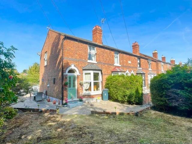 2 bedroom end of terrace house for sale
