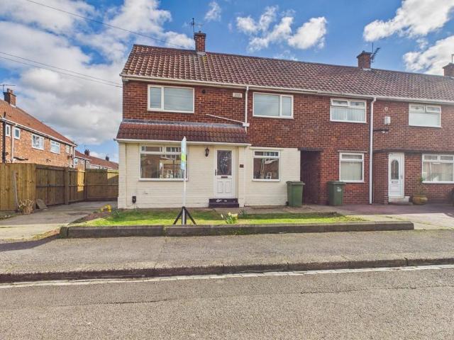 2 bedroom end of terrace house for sale