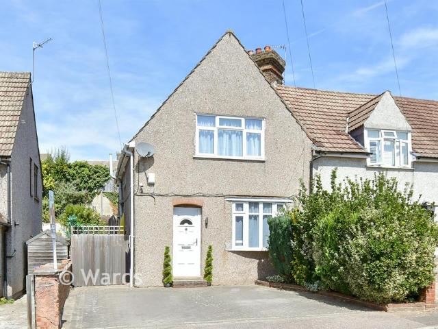 2 bedroom end of terrace house for sale