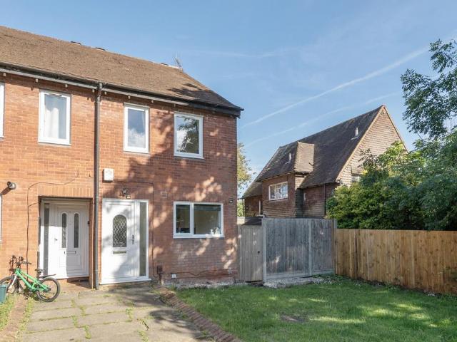 2 bedroom end of terrace house for sale