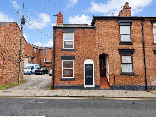 2 bedroom end of terrace house for sale