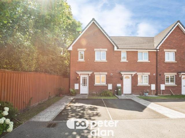 2 bedroom end of terrace house for sale