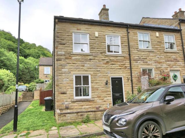 2 bedroom end of terrace house for sale