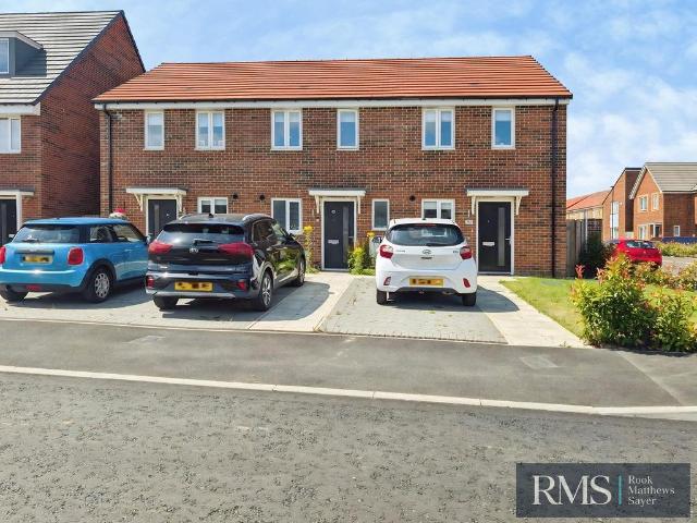 2 bedroom end of terrace house for sale