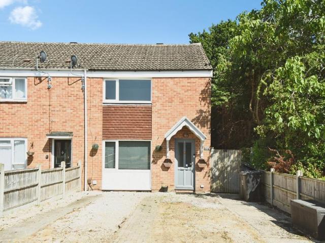 2 bedroom end of terrace house for sale