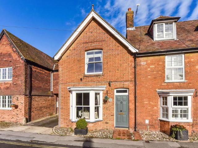 2 bedroom end of terrace house for sale