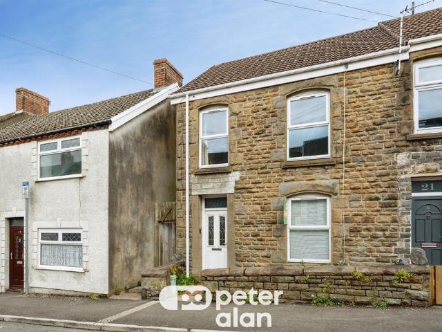 2 bedroom end of terrace house for sale