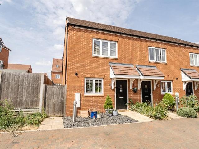 2 bedroom end of terrace house for sale
