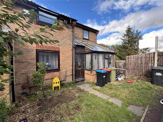 2 bedroom end of terrace house for sale