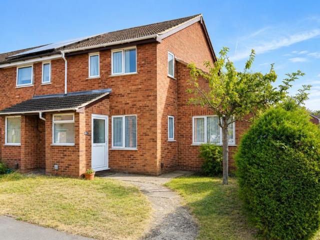 2 bedroom end of terrace house for sale