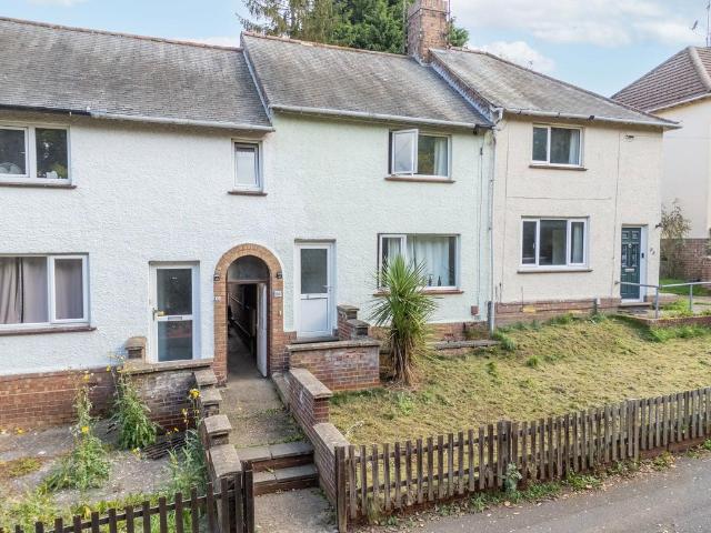 2 bedroom end of terrace house for sale