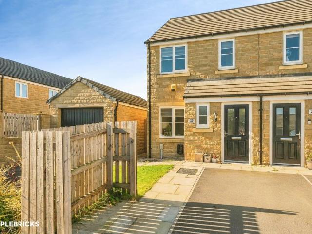 2 bedroom end of terrace house for sale