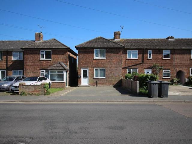 2 bedroom end of terrace house for sale