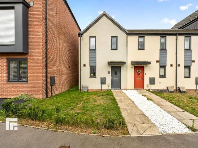 2 bedroom end of terrace house for sale