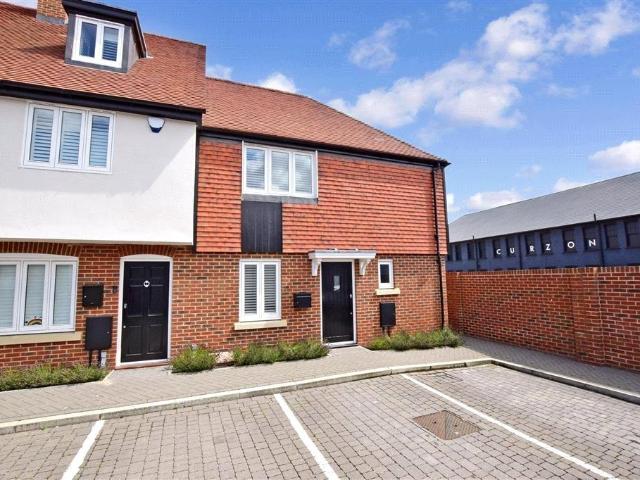 2 bedroom end of terrace house for sale