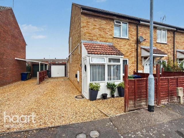 2 bedroom end of terrace house for sale