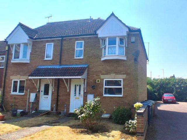 2 bedroom end of terrace house for sale