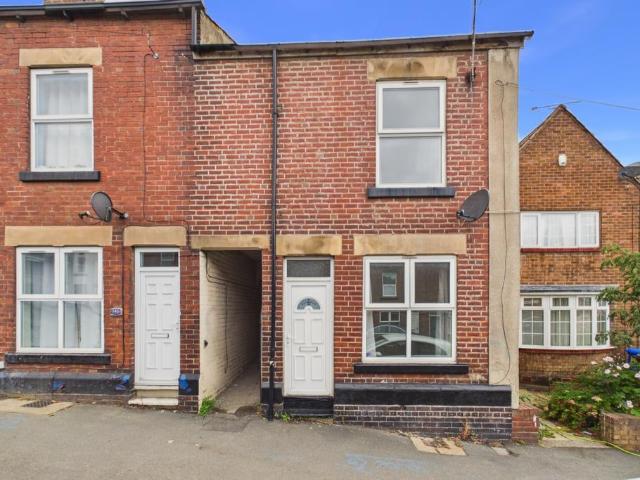 2 bedroom end of terrace house for sale
