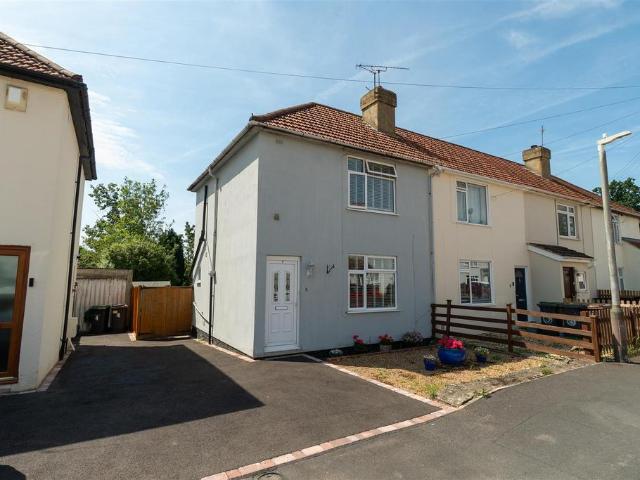 2 bedroom end of terrace house for sale