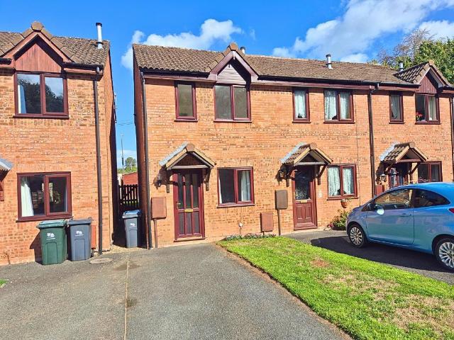 2 bedroom end of terrace house for sale