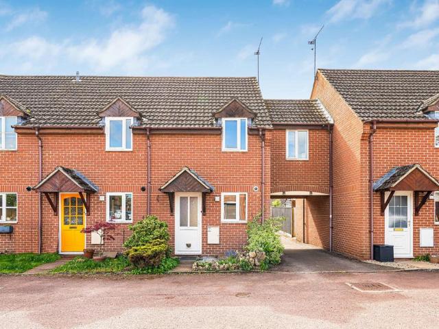2 bedroom end of terrace house for sale