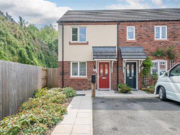 2 bedroom end of terrace house for sale