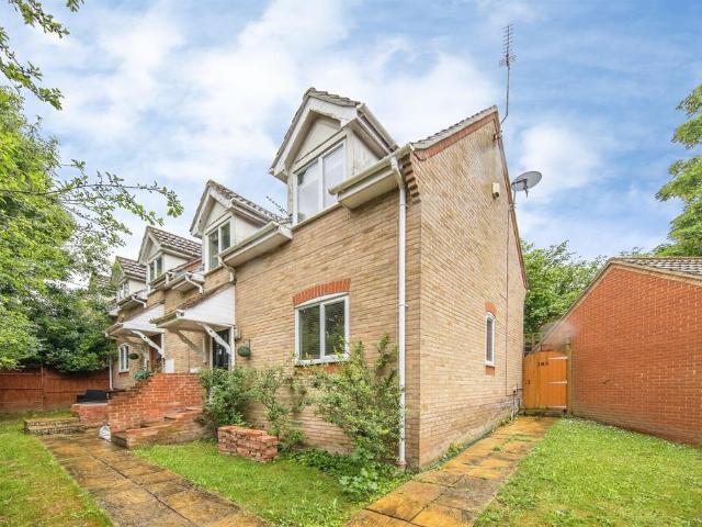 2 bedroom end of terrace house for sale