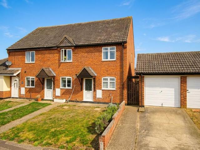 2 bedroom end of terrace house for sale