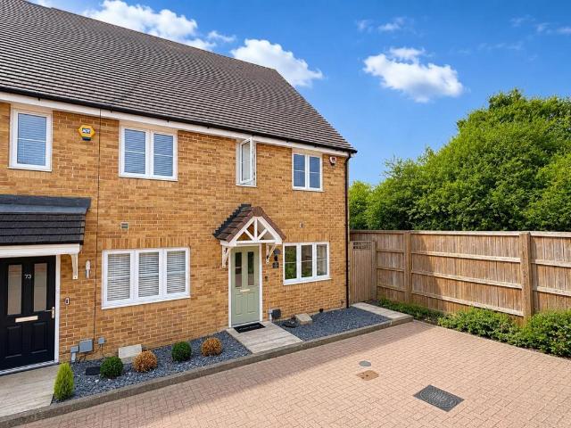 2 bedroom end of terrace house for sale