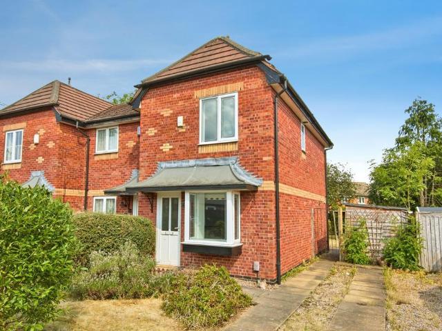 2 bedroom end of terrace house for sale